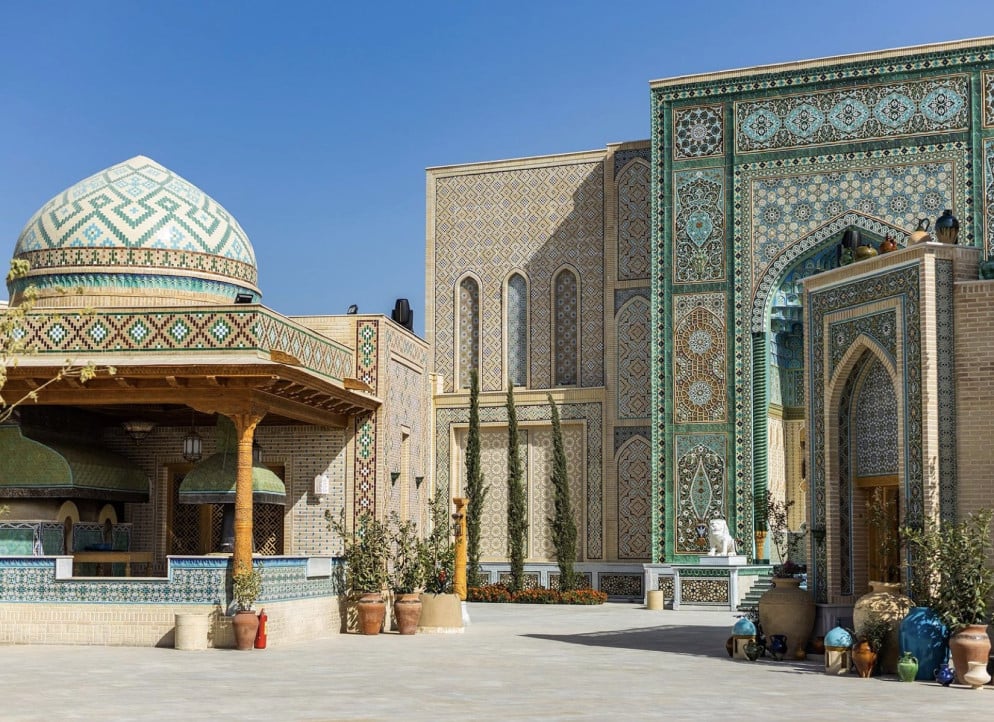 Cluster project Silk Road Samarkand creates guest journey with Hoteza solutions