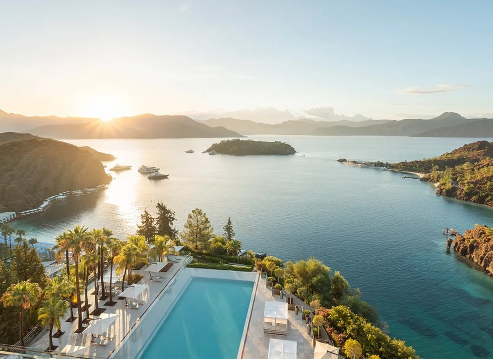The Perfect Guest-Centered Hoteza Digital Journey at D-Maris Bay